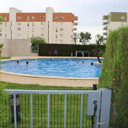 Frente A La Piscina Tarragona