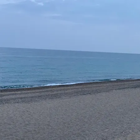 Frente A La Piscina Apartment Tarragona